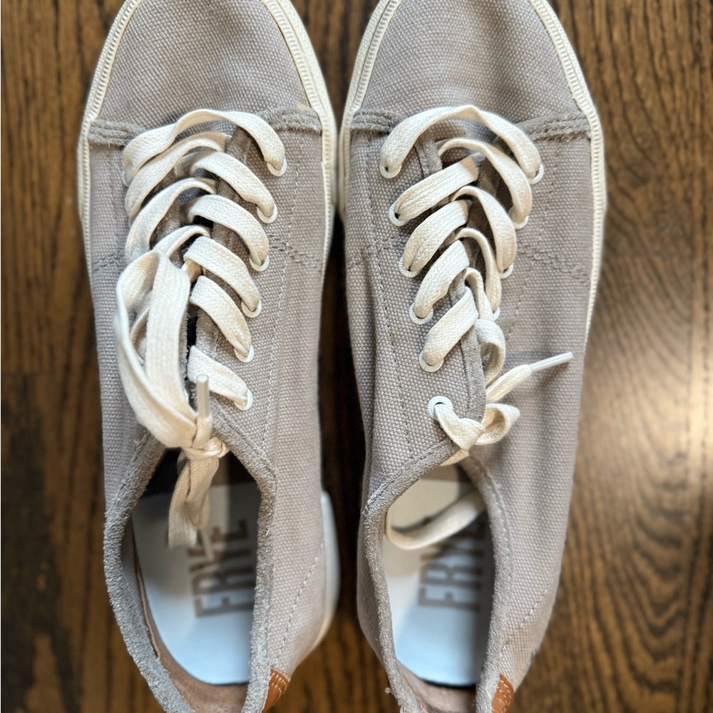 Frye Women's Sneakers in Light Gray and White